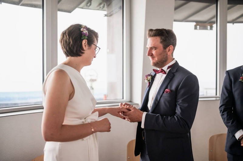 Standesamtliche Hochzeit im Feldbergturm Schwarzwald